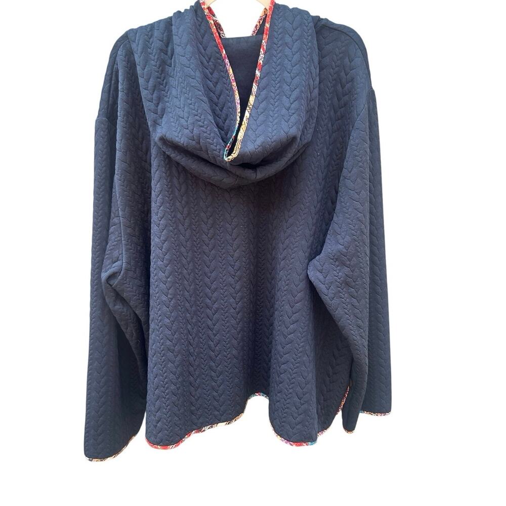BloomChic Womens 26 4X Navy Quilted Hooded Jacket Floral Trim Button Plus Size - Picture 3 of 7